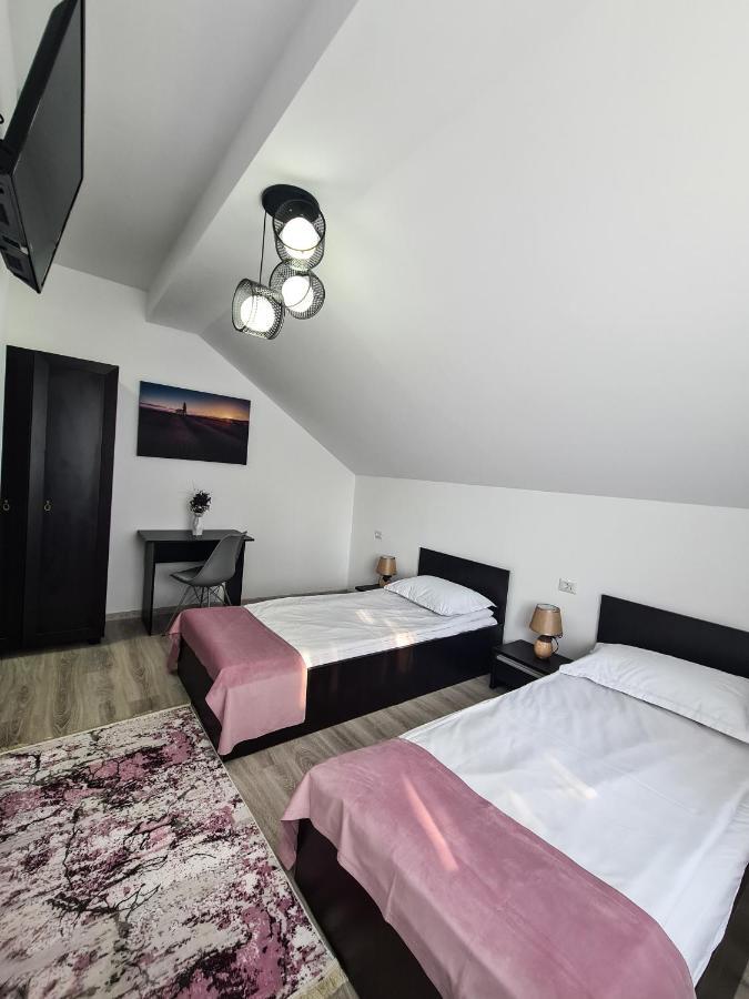 Pensiunea Lavanda, Piatra-Neamt Πιάτρα Νέαμτς Εξωτερικό φωτογραφία